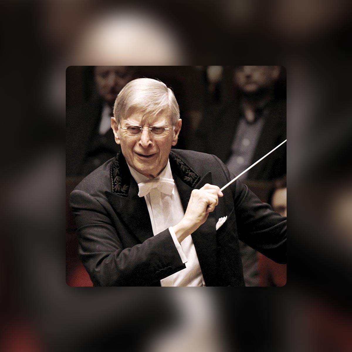 Blomstedt Conducts Mahler 9