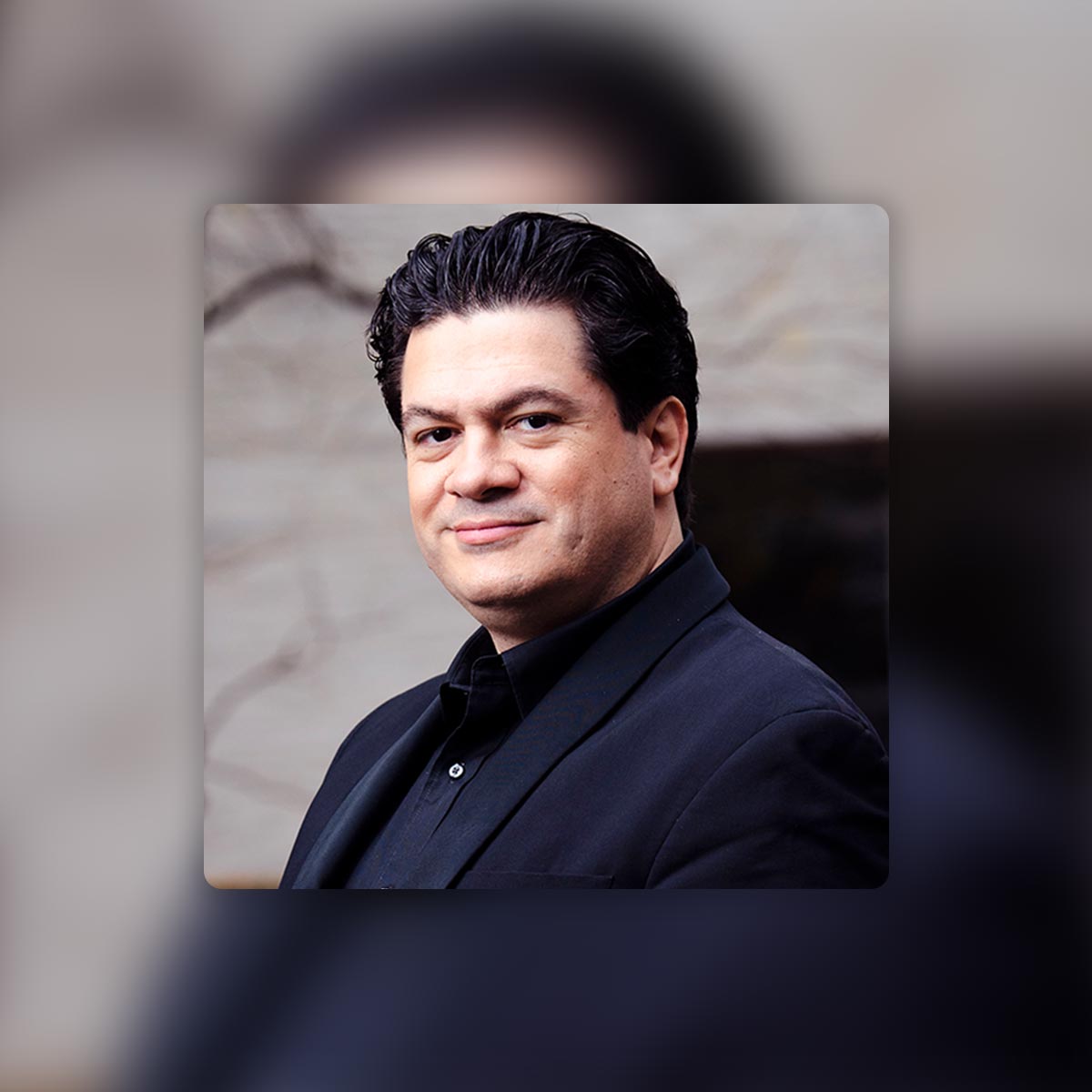 Măcelaru Conducts Dvořák’s New World
