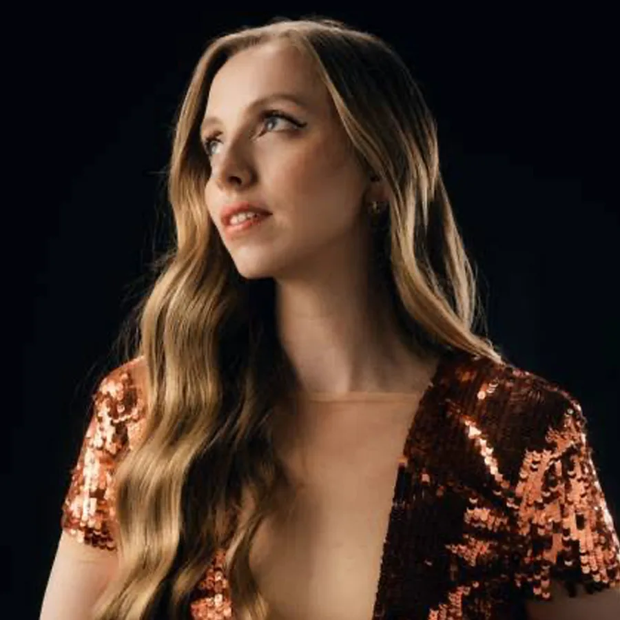 Anna Lapwood with the Seattle Symphony