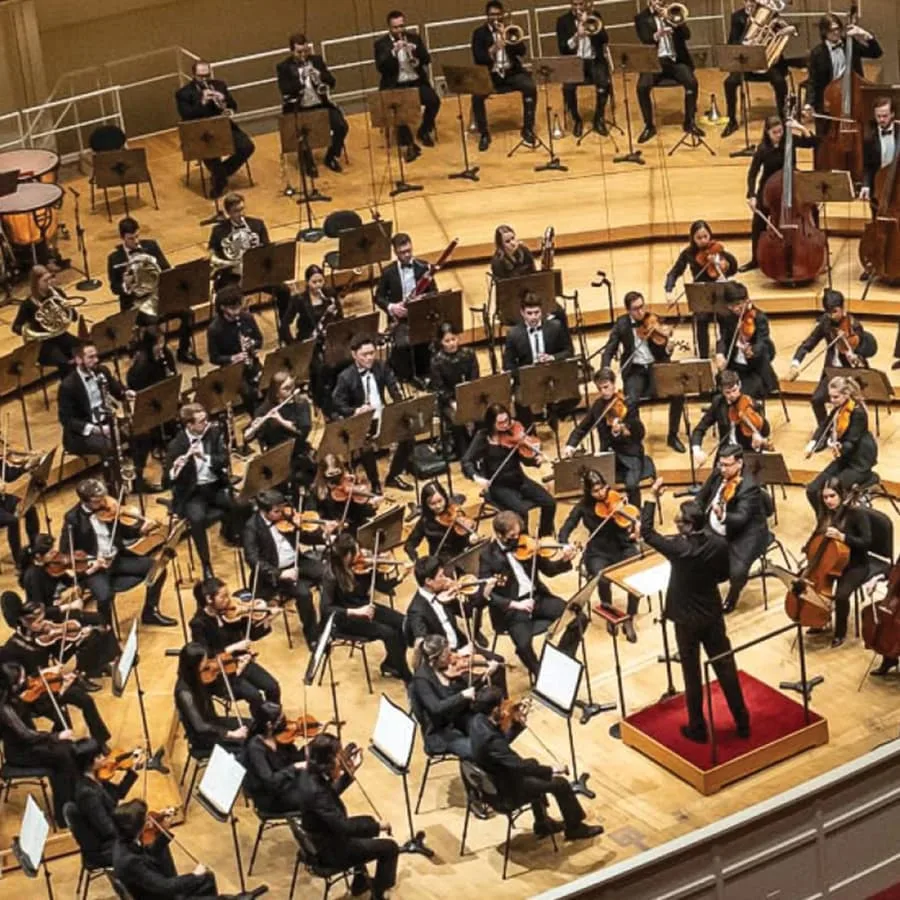 Civic Plays Mahler 1